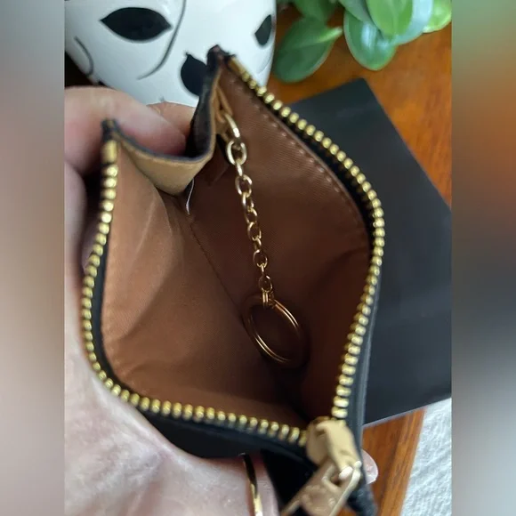 NWOT Coach Rowan Satchel with Black Stripe and Black Cardholder - Picture 11 of 11